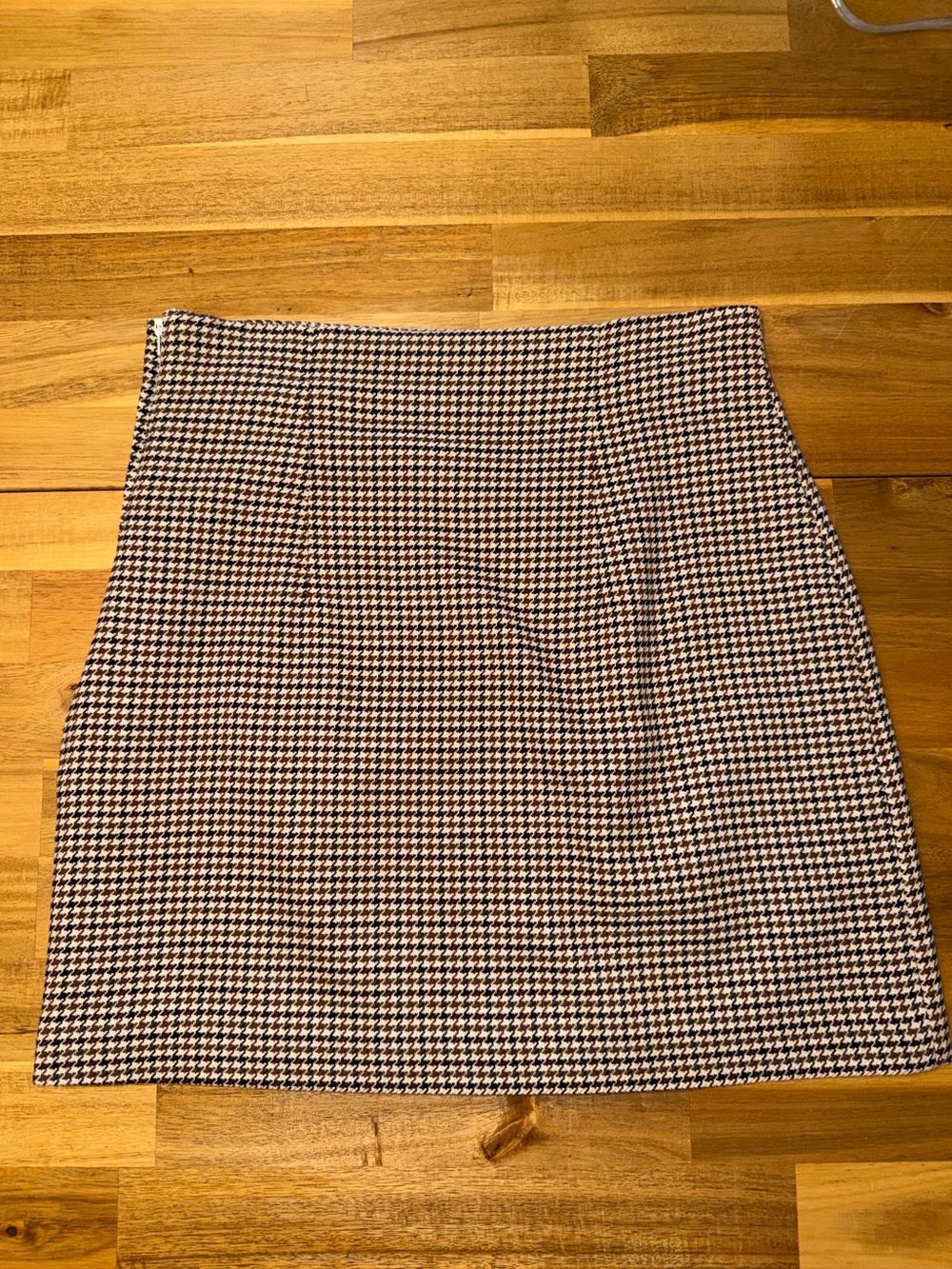 H&M Houndstooth Mini Skirt